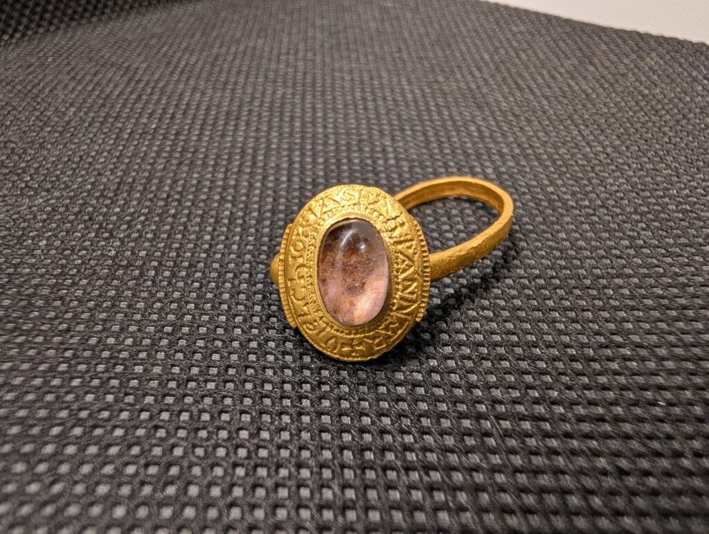 Medieval Magi gold ring