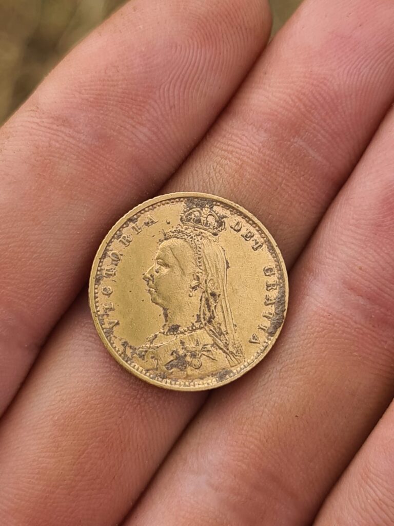 1892 Gold Half Sovereign Queen Victoria Jubilee Head Shield Back