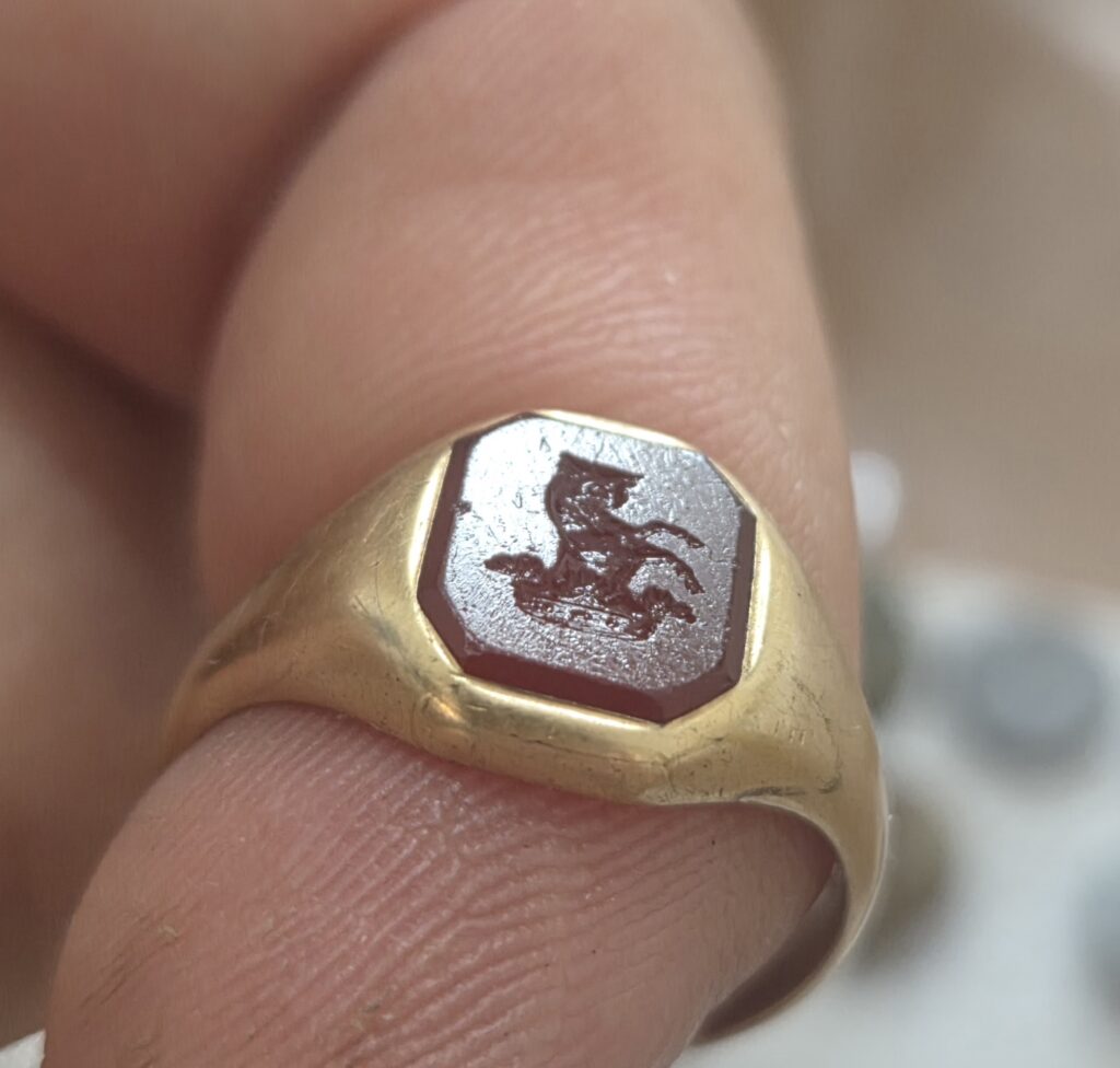 Seal Gold Ring