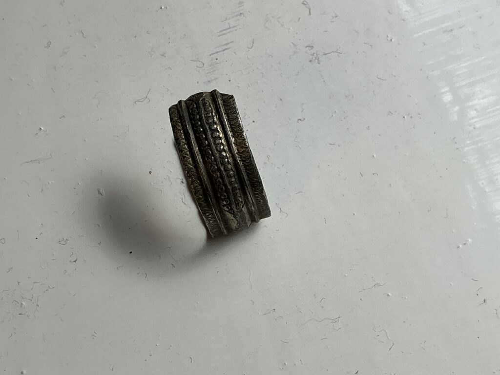 Roman/Viking? Ring/band